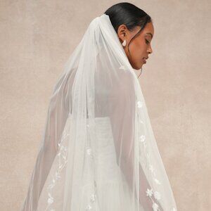 Lulus Classically Romantic White Embroidered Floral Veil - One Size
